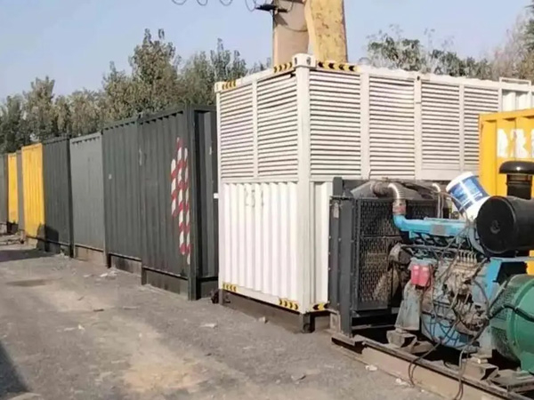 遂平200KW柴油发电机机组每小时油耗是多少?